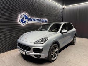 Porsche Cayenne, modelår 2017, 138,000 km