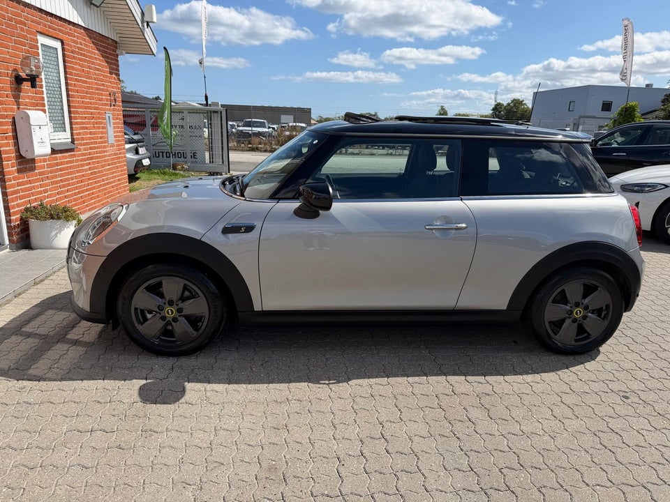 MINI Cooper SE Edition Premium 3d