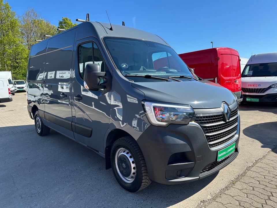 Renault Master IV T35 2,3 dCi 150 L2H2 Kassevogn