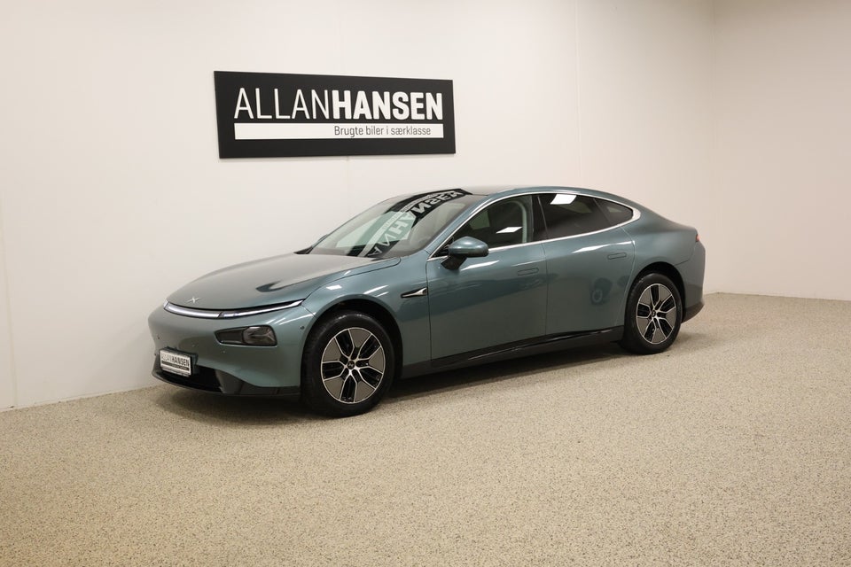 Xpeng P7 Long Range 4d