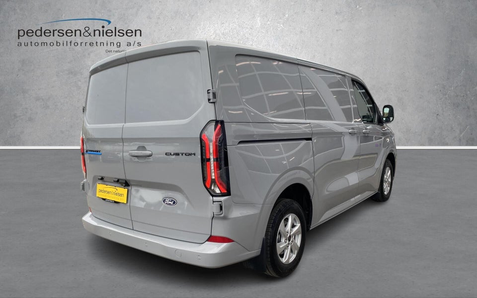 Ford E-Transit Custom 320S 64 Limited