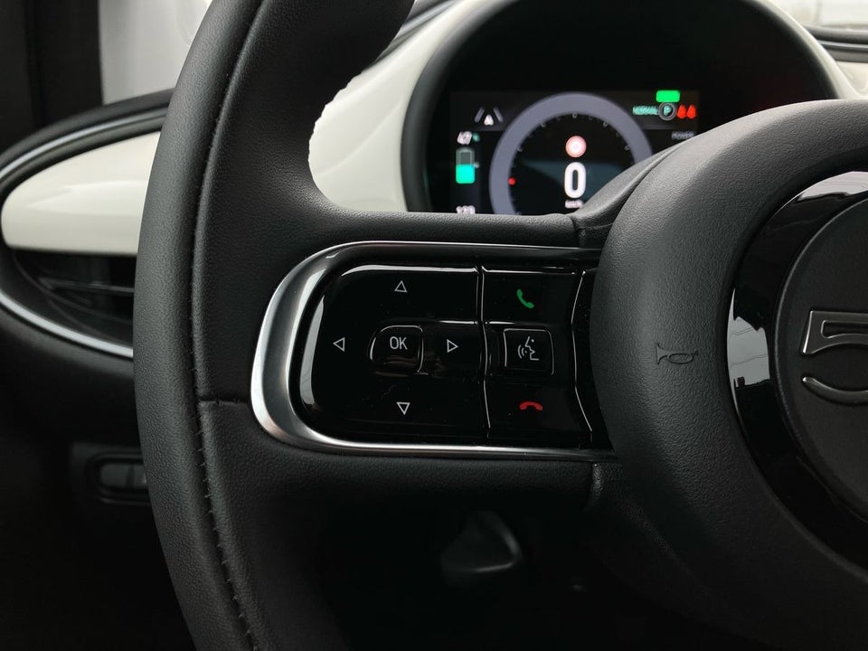 Fiat 500e 42 Icon Cabrio 2d