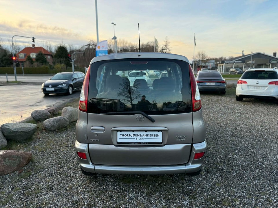 Toyota Yaris Verso 1,3 Terra 5d