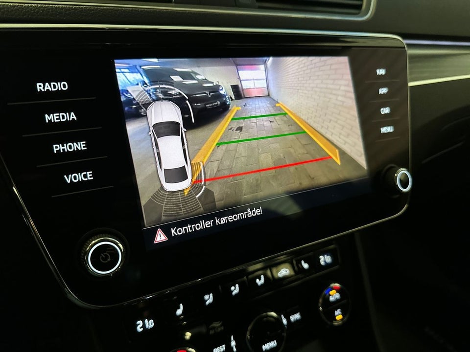 Skoda Superb 1,5 TSi 150 Business Executive DSG 5d