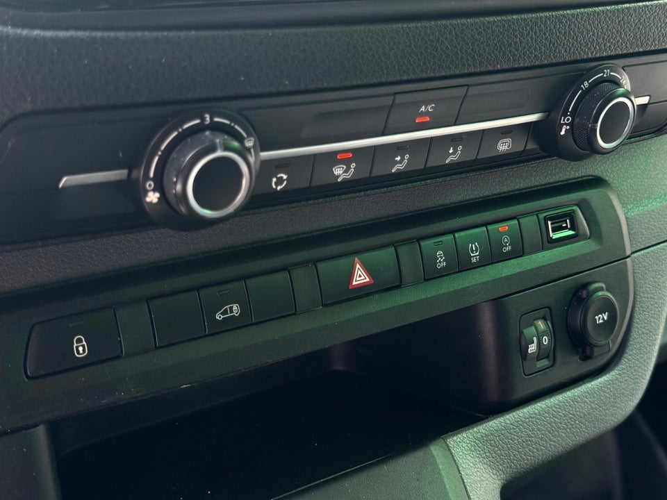 Citroën Jumpy 1,5 BlueHDi 120 L2 MasterLine