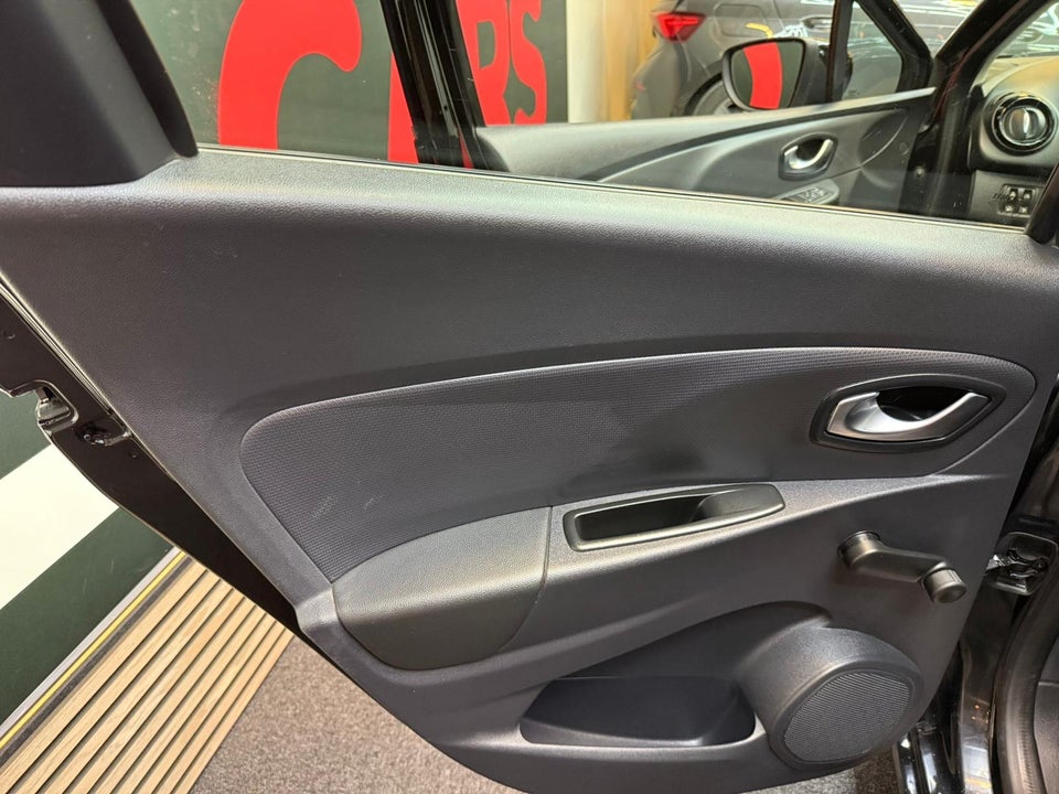 Renault Clio IV 1,5 dCi 90 Limited Sport Tourer 5d