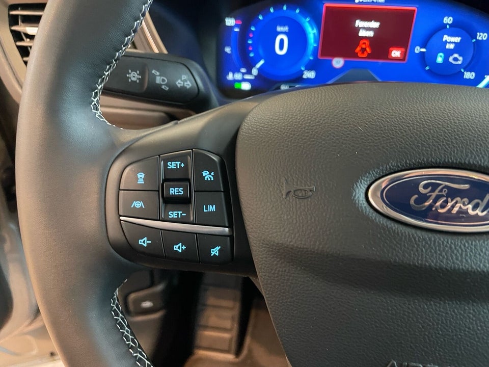 Ford Kuga 2,5 PHEV Vignale CVT 5d