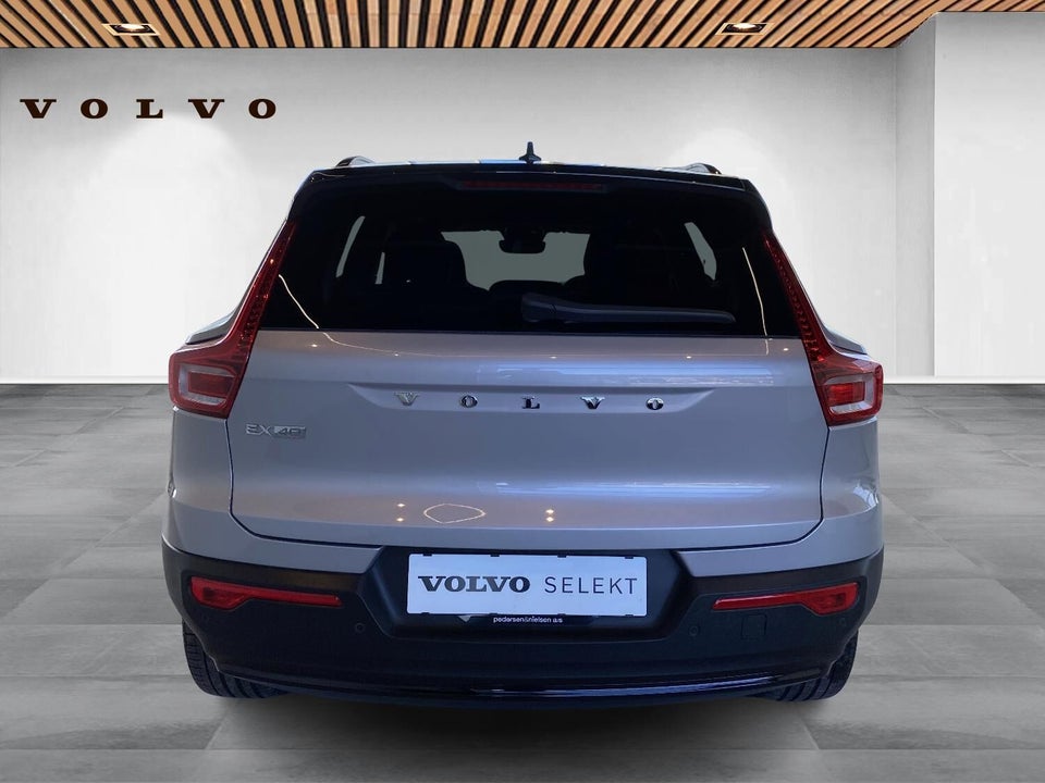 Volvo EX40 Extended Range Plus 5d