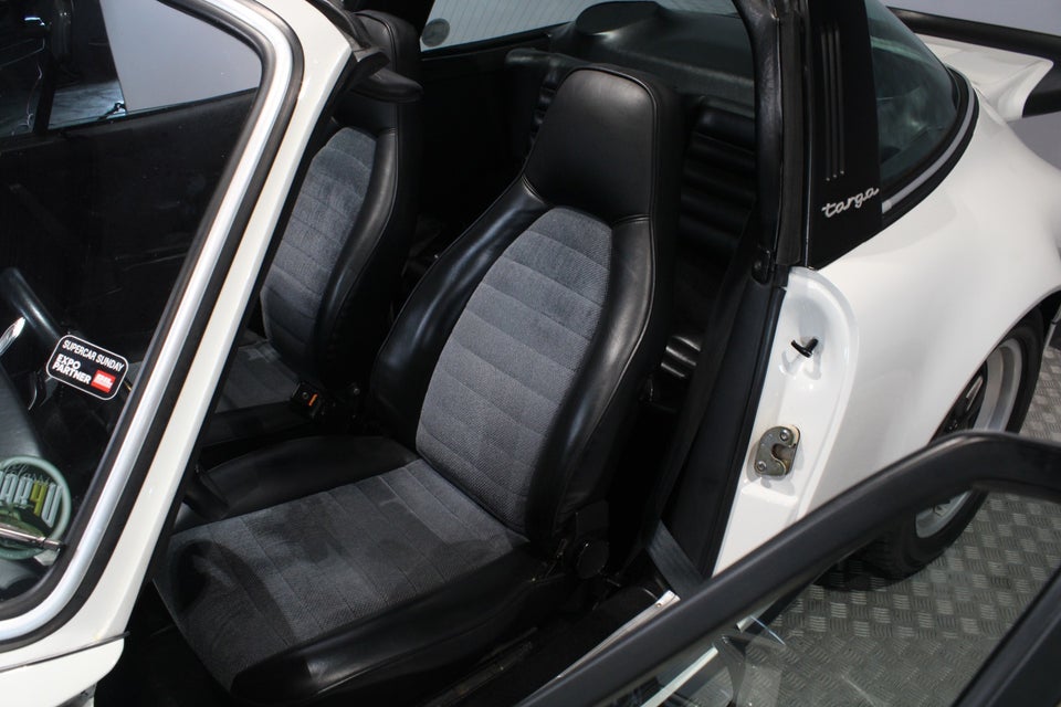 Porsche 911 3,0 S/C Targa 2d