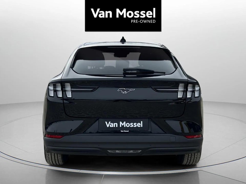 Ford Mustang Mach-E 68 Standard Range 5d