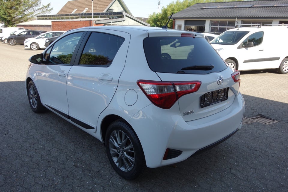 Toyota Yaris 1,4 D-4D T2 Van 5d