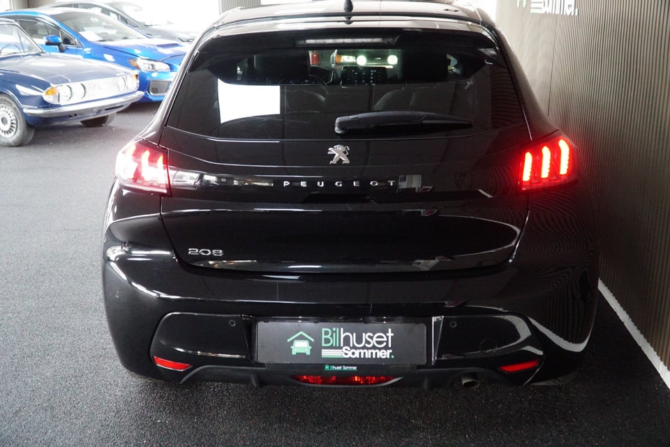 Peugeot 208 1,2 PureTech 100 Allure Sky 5d