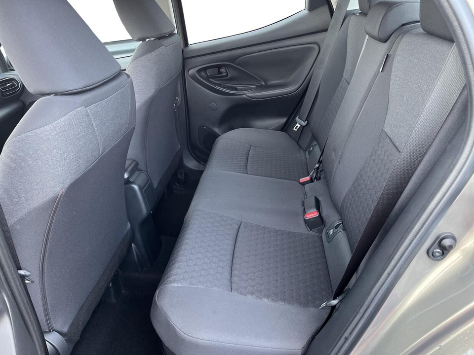 Toyota Yaris 1,5 Hybrid Active e-CVT 5d