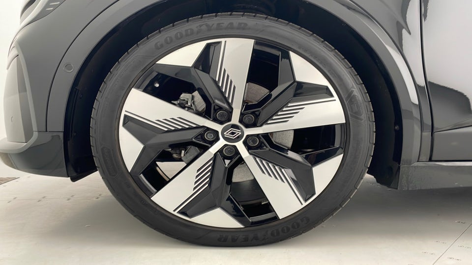 Renault Megane E-Tech 60 Techno 5d