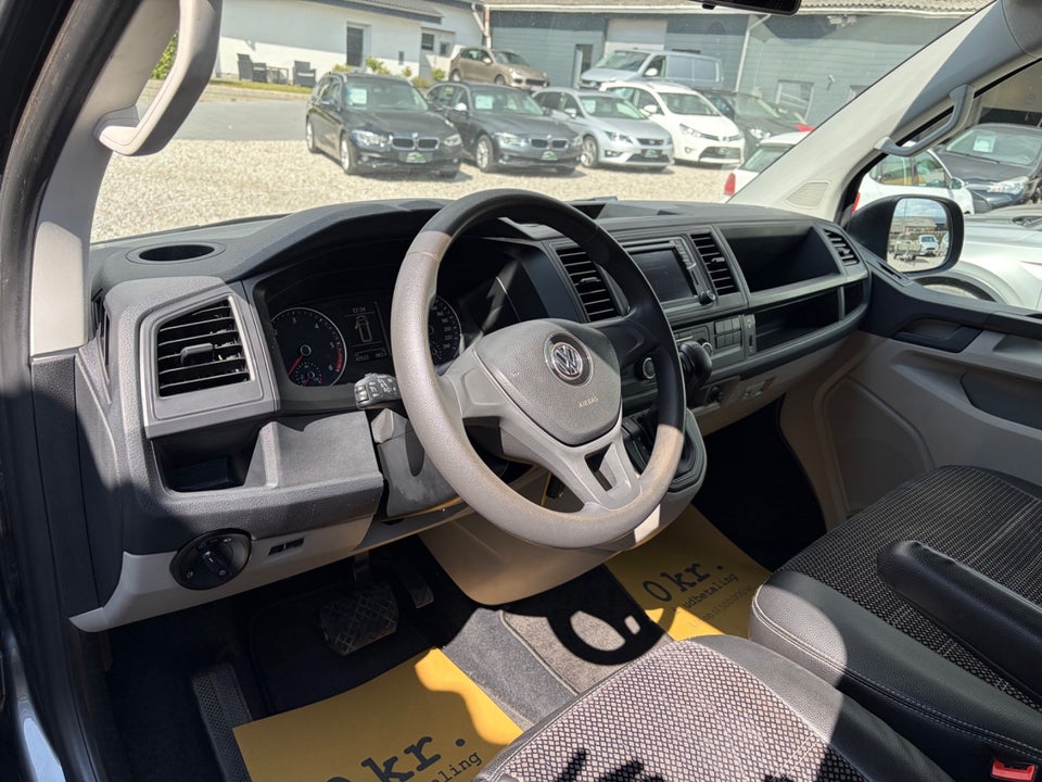 VW Transporter 2,0 TDi 204 Kassevogn DSG 4Motion kort