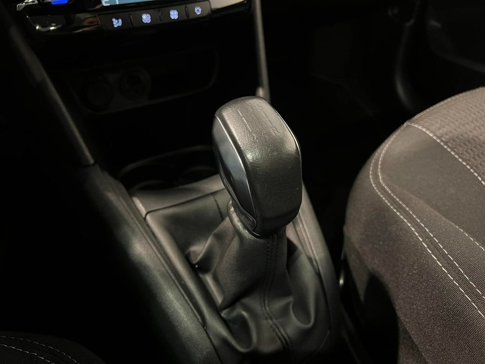 Peugeot 208 1,6 BlueHDi 100 Allure Sky 5d