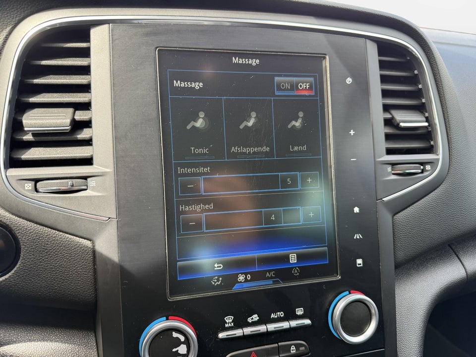Renault Megane IV 1,2 TCe 130 Bose Edition EDC 5d