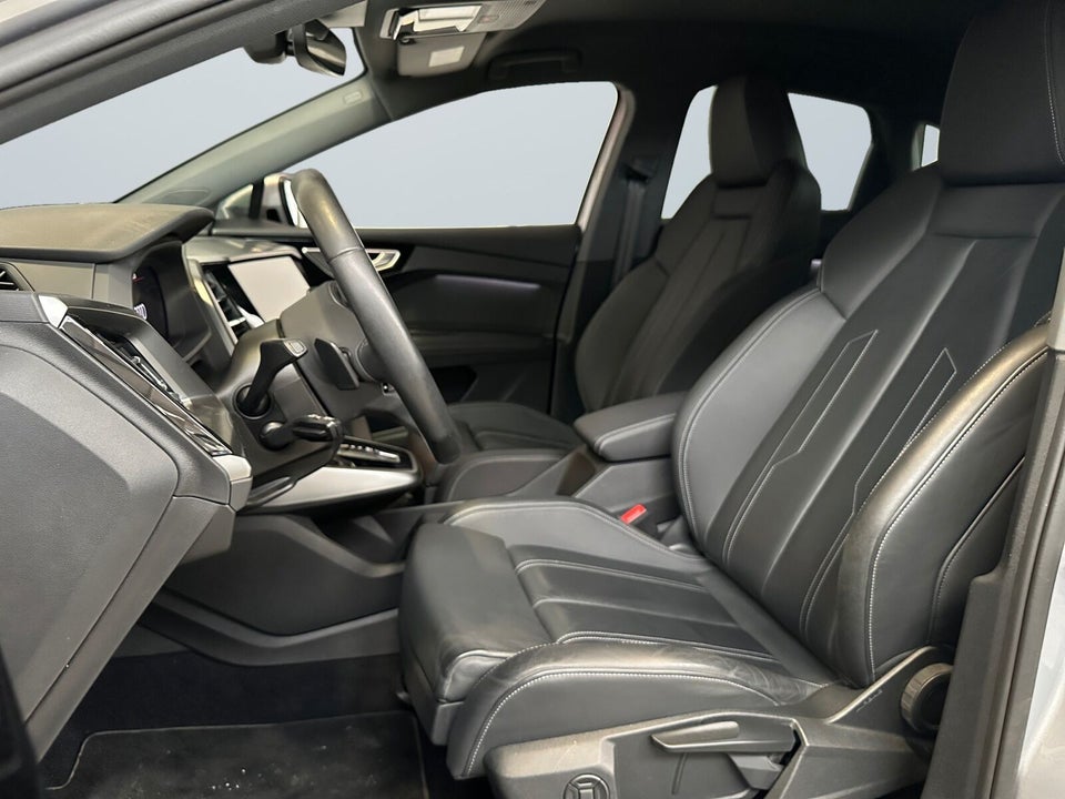 Audi Q4 e-tron 45 Advance quattro 5d