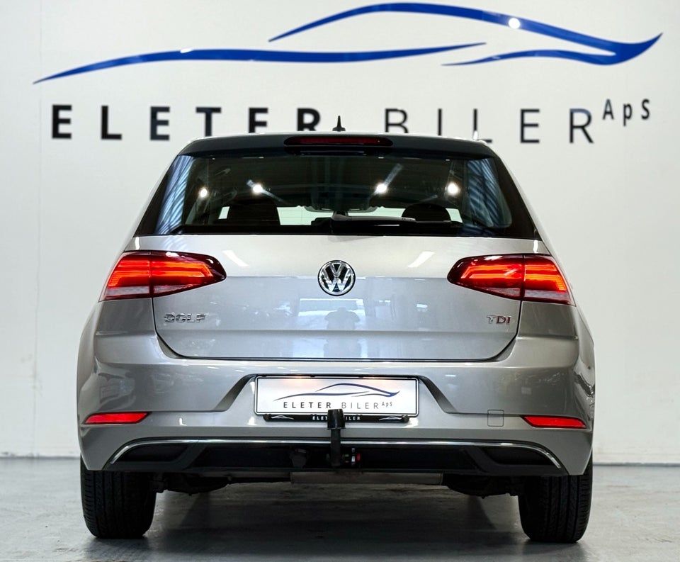 VW Golf VII 1,6 TDi 115 Comfortline 5d