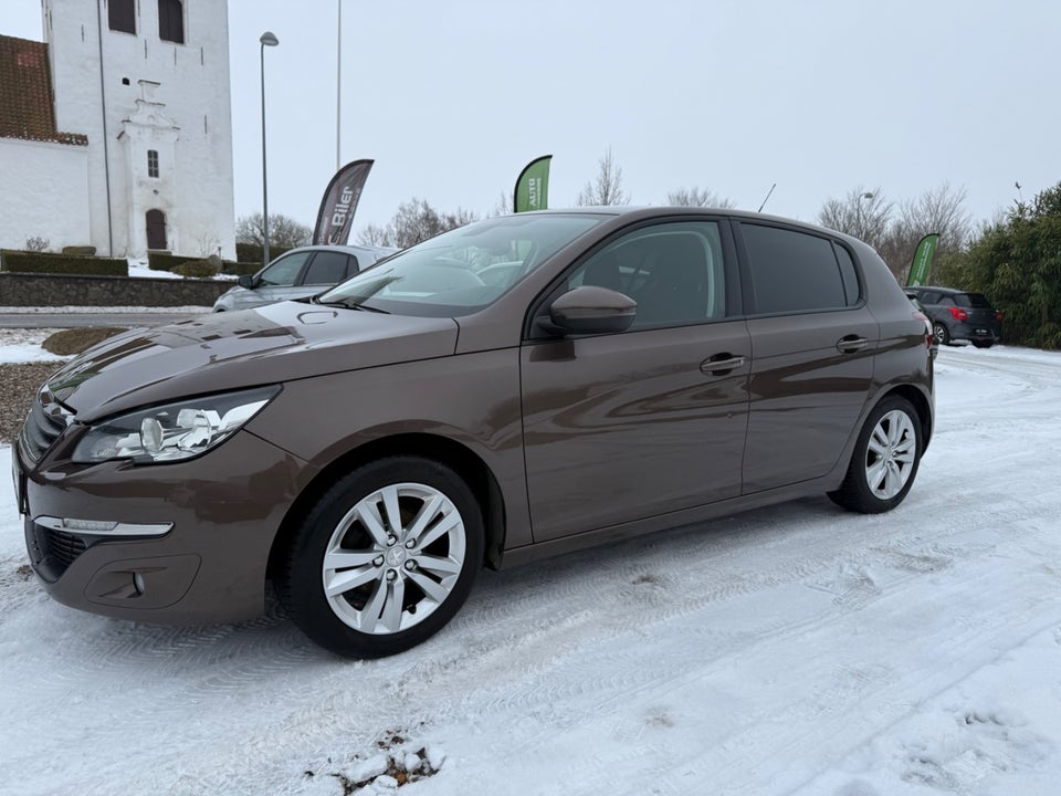 Peugeot 308 1,6 THP 125 Active 5d