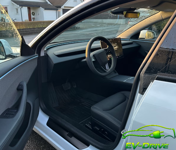 Tesla Model 3 RWD 4d