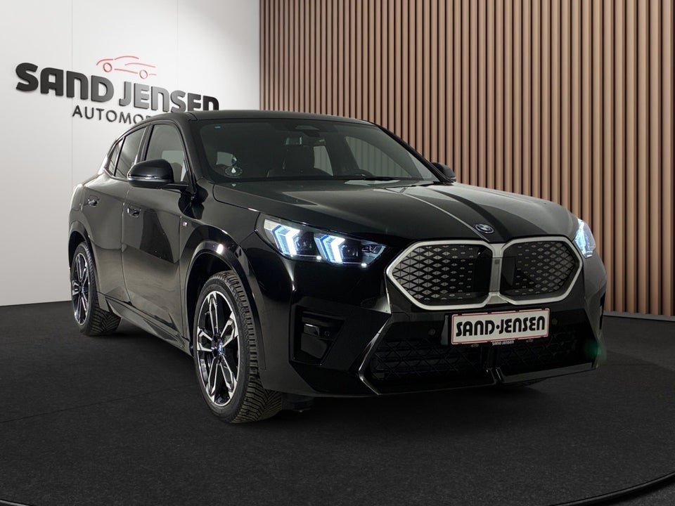 BMW iX2 eDrive20 M-Sport Premium 5d