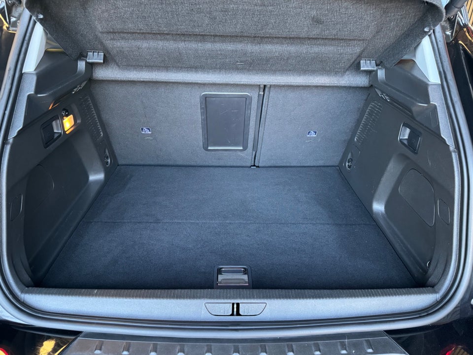 Opel Grandland X 1,6 Hybrid4 Ultimate aut. 5d