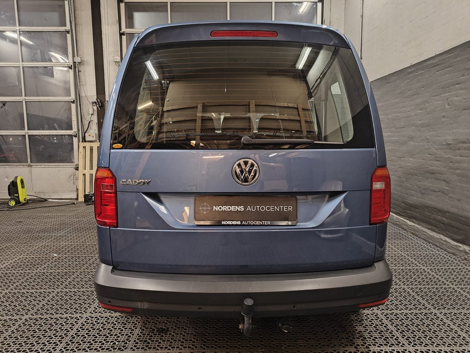 VW Caddy 2,0 TDi 102 Comfortline DSG 5d