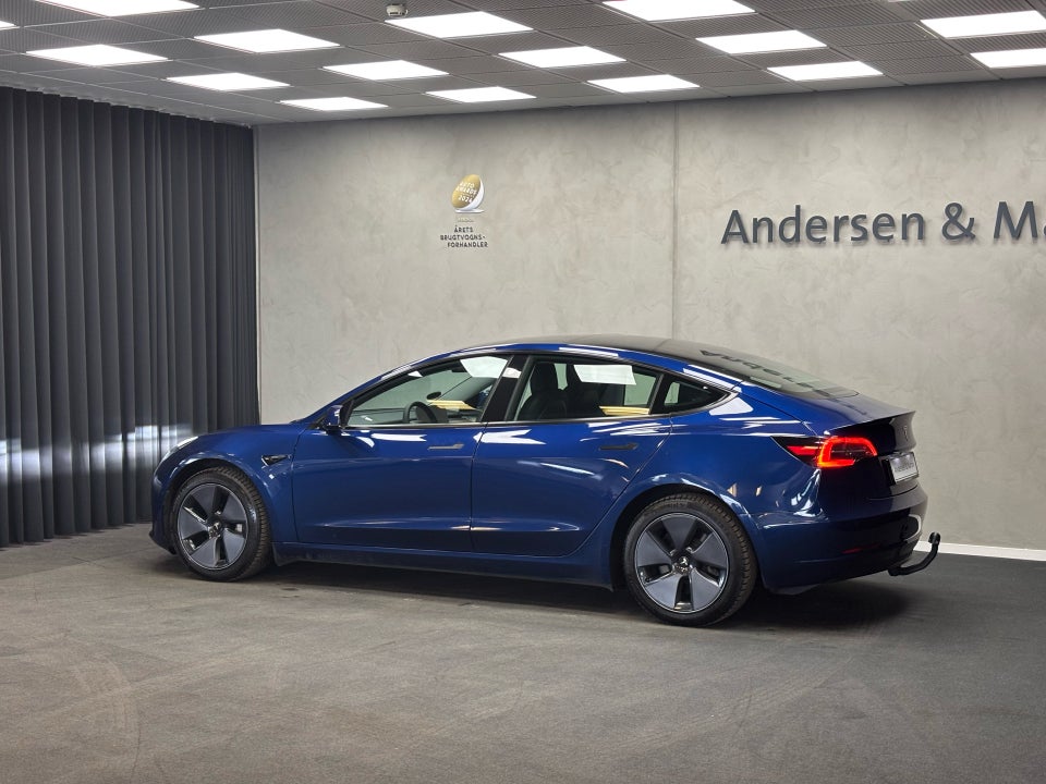 Tesla Model 3 RWD 4d