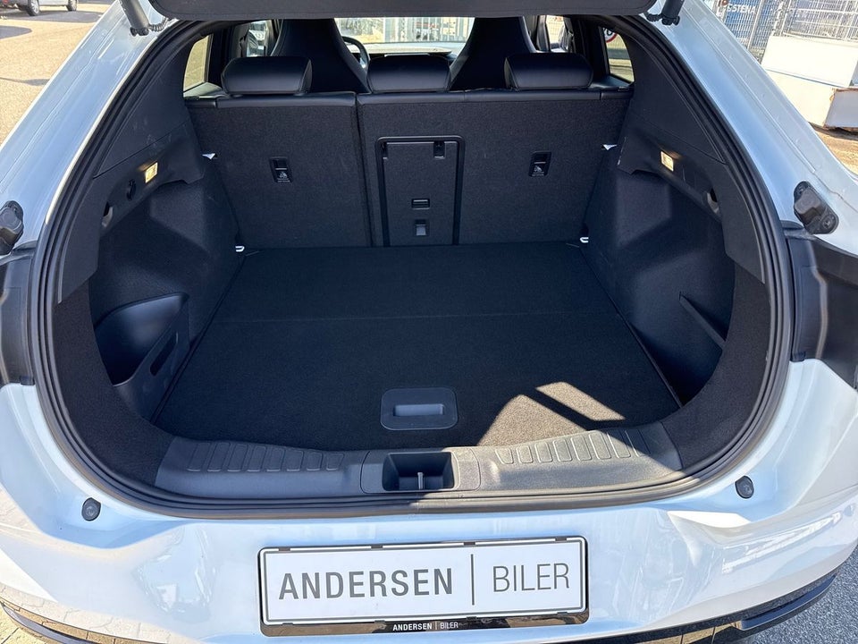 Ford Capri 77 Premium Extended Range 5d