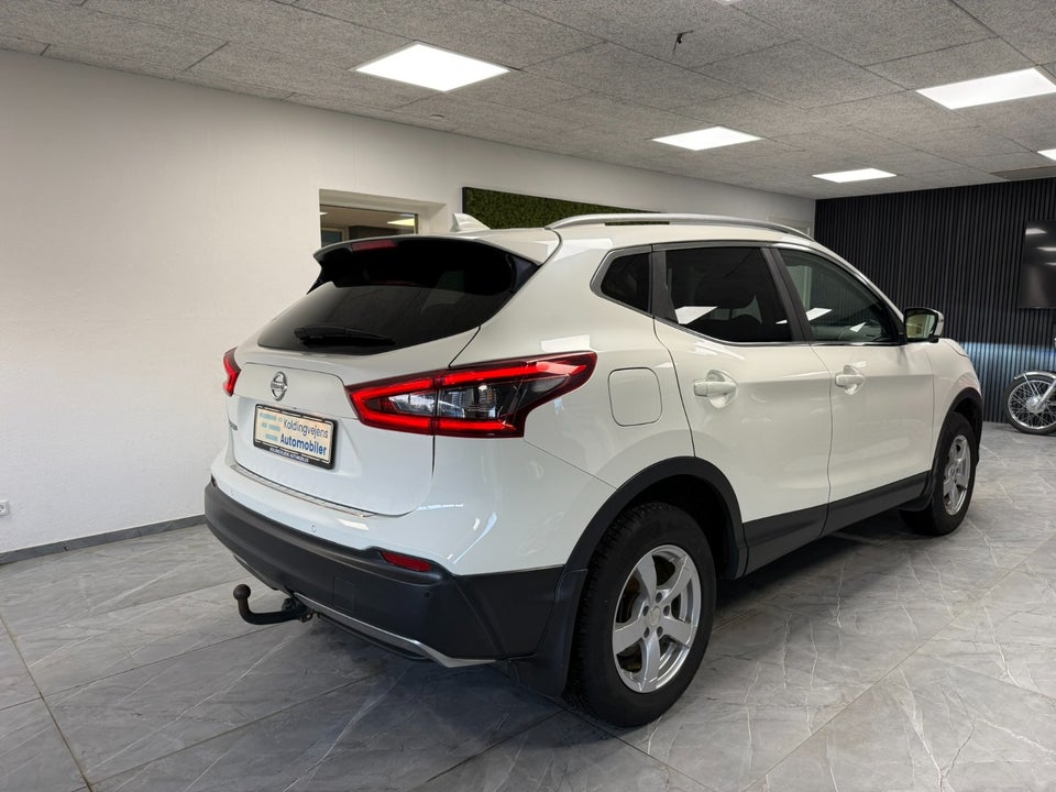 Nissan Qashqai 1,5 dCi 110 Tekna 5d