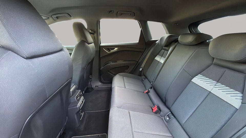 Audi Q4 e-tron 45 Advanced 5d