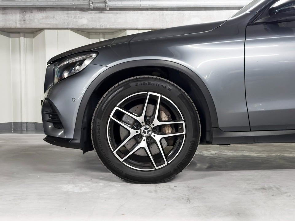 Mercedes GLC300 2,0 AMG Line aut. 4Matic 5d