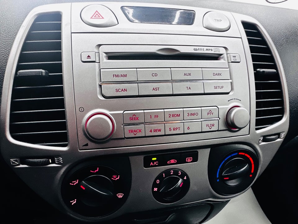 Hyundai i20 1,25 Comfort 5d
