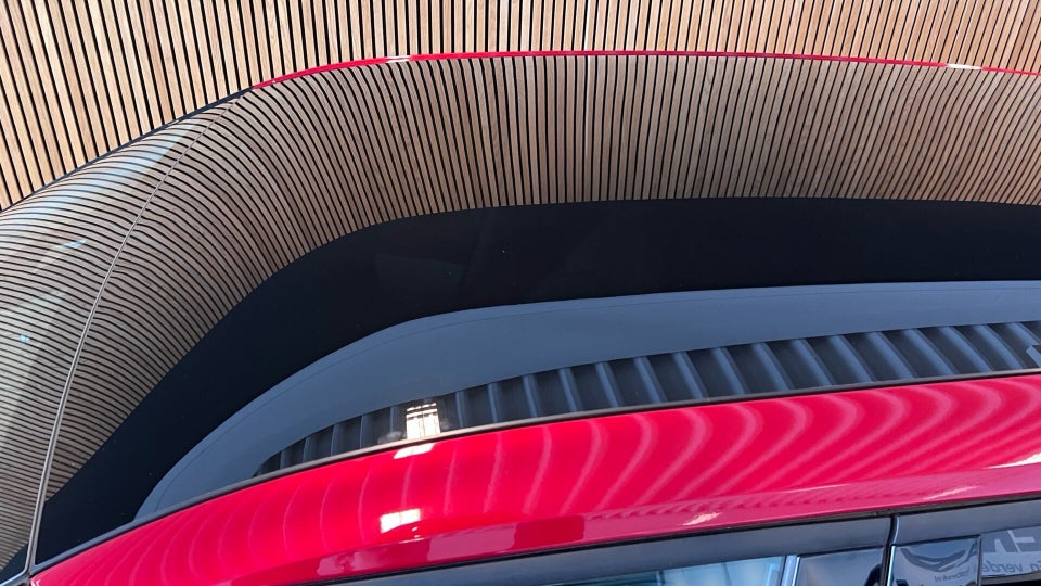 Ford Explorer 77 Premium Extended Range 5d