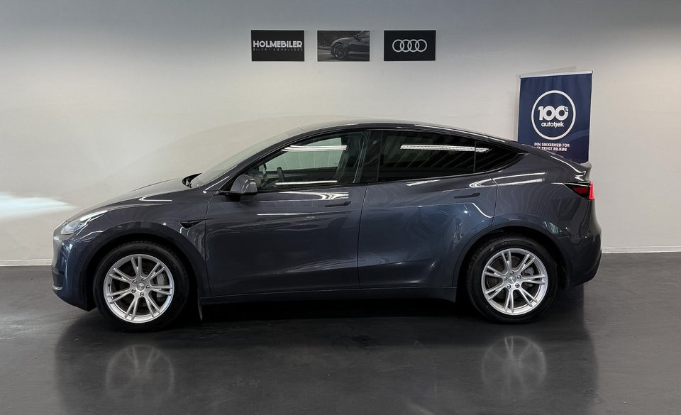 Tesla Model Y Long Range AWD 5d