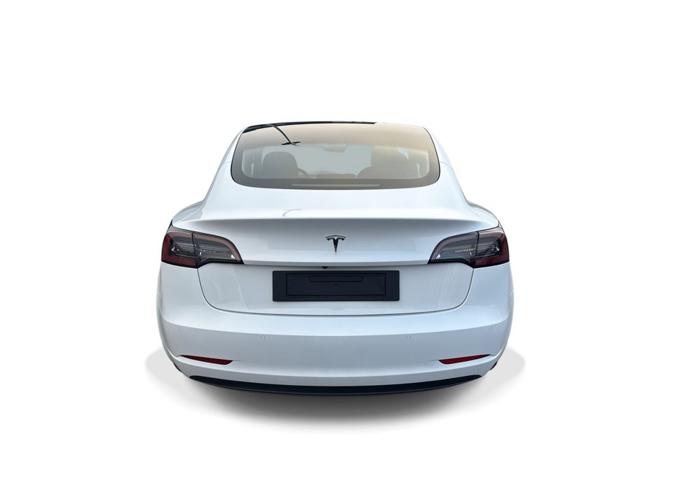 Tesla Model 3 Standard Range+ RWD 4d
