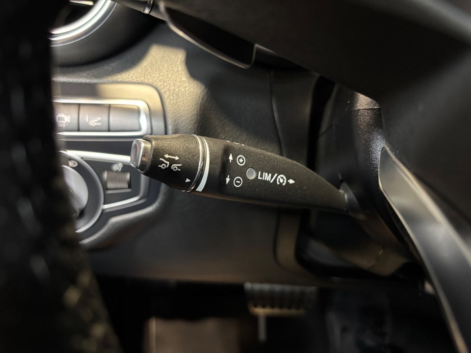 Mercedes C300 2,0 AMG Line Coupé aut. 2d