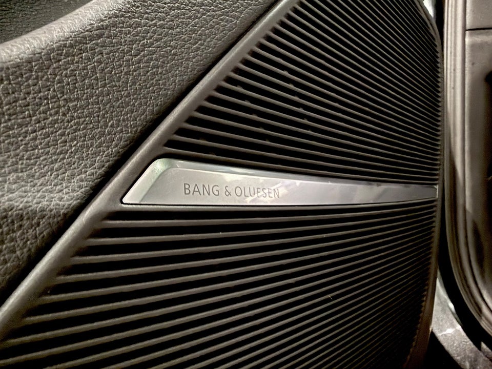 Audi Q7 55 TFSi e S-line quattro Tiptr. 5d