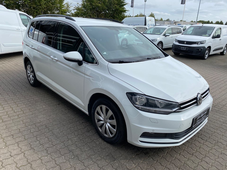 VW Touran 2,0 TDi 115 Comfortline DSG Van 5d