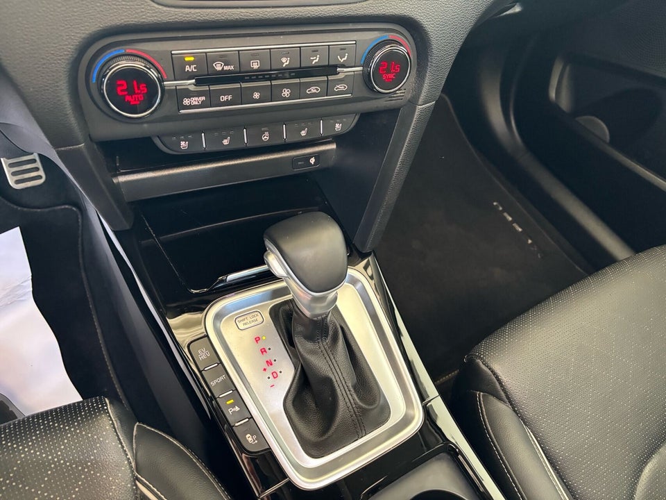 Kia XCeed 1,6 PHEV Upgrade Intro DCT 5d