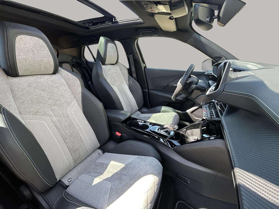 Peugeot e-2008 50 GT Line 5d