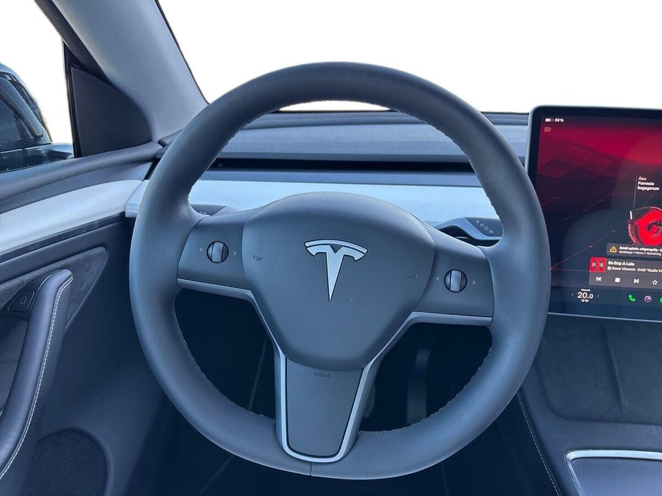 Tesla Model Y RWD 5d