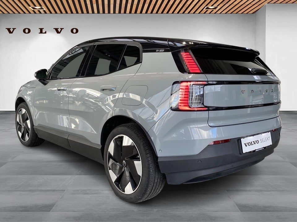 Volvo EX30 Extended Range Ultra 5d