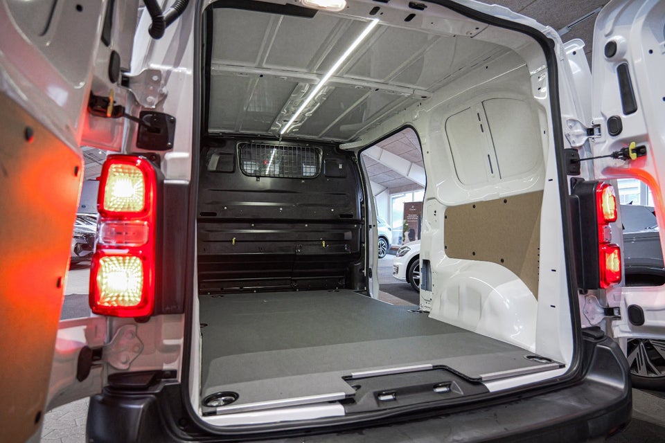 Citroën Jumpy 2,0 BlueHDi 120 L2N2