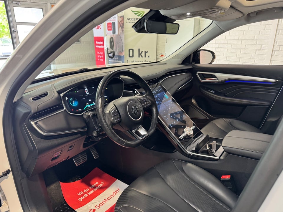 MG Marvel R Luxury 5d