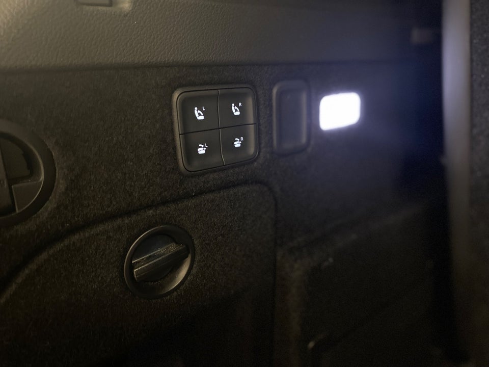 Hongqi E-HS9 99 Premium 5d