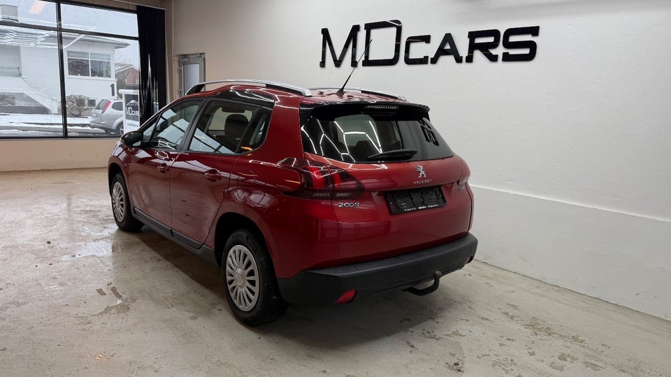 Peugeot 2008 1,2 PureTech 110 Allure Sky 5d