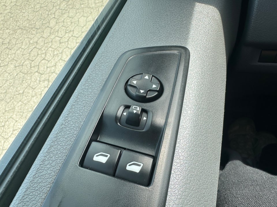 Peugeot Expert 1,5 BlueHDi 119 L2 Plus Van