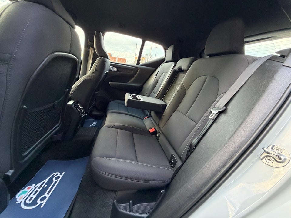 Volvo XC40 P6 ReCharge Core 5d